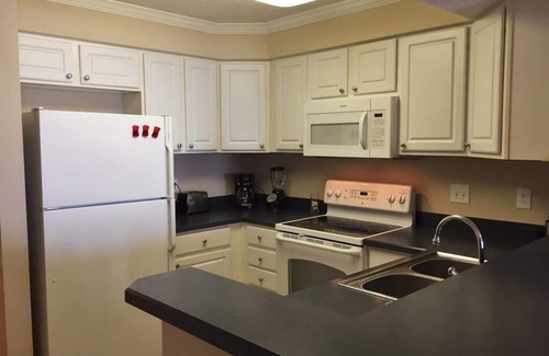 Ocean Drive Condo | Tilghman Beach & Racquet Club Resort
