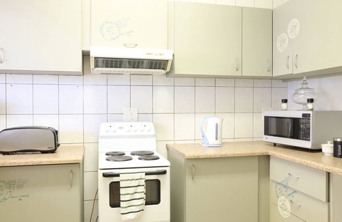 Windhoek West Bed & Breakfast | Tilla's Guesthouse