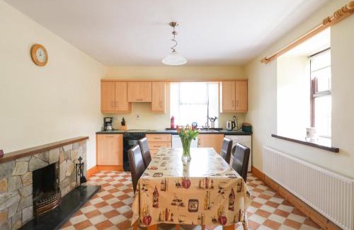 Kilmore House | Tilladavin House