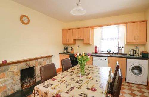 Kilmore House | Tilladavin House