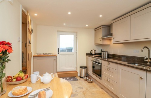 Edington Cottage | TILLY'S COTTAGE, pet friendly, luxury holiday cottage in Edington