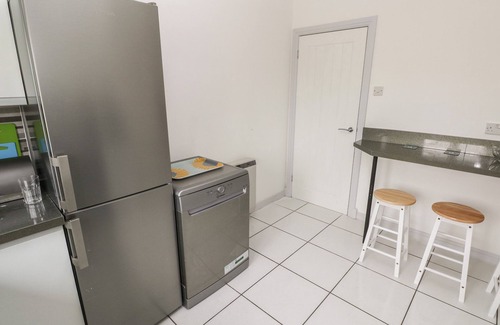 Tenby Cottage | TIMARU, with a garden in Lamphey