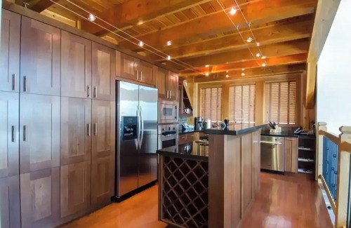 Golden Ski Chalet | Timber frame chalet with vaulted ceiling and great views ,ski in ski out