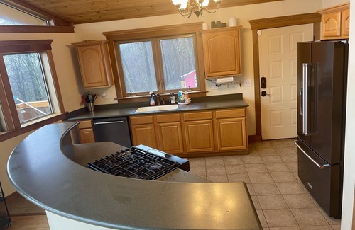 Linden Ski Chalet | Timber frame chalet with incredible views minutes from Shenandoah National Park.