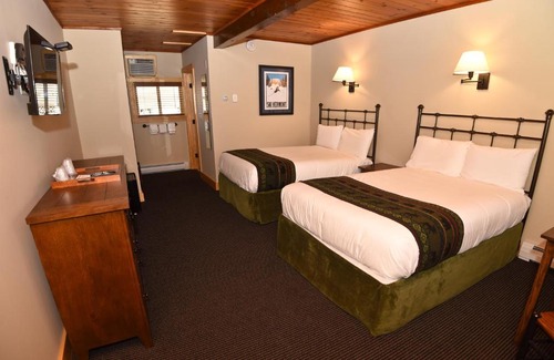 Ludlow Hotel | Timber Inn Motel