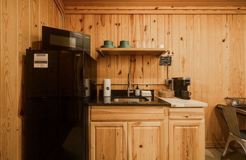 Amity Cabin | Timber Lodge Ranch Studio Cabin