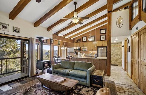 Mammoth Lakes Condo | Timber Ridge #50 - Ski in/Ski Out to Canyon Lodge