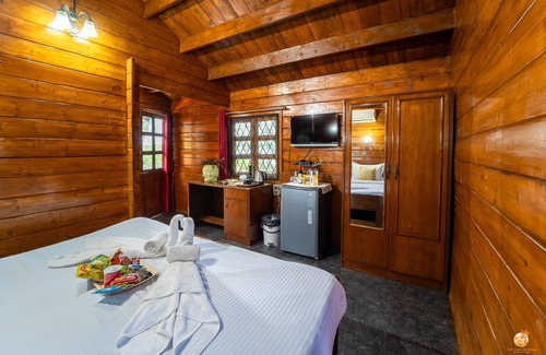 Candolim Hotel | Timber Tide Beach Cottages By Green Concept