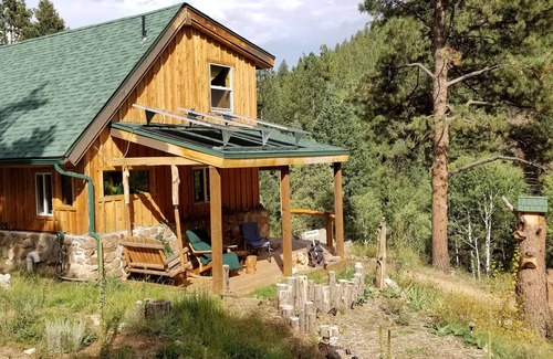 Pine Cabin | Timber Valley Cabin Off grid secluded hideaway, about an hour from Denver