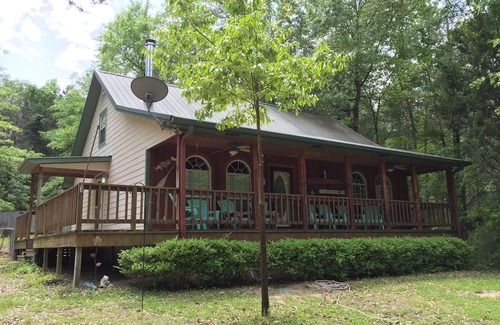 Hawkins Cabin | Timberlake Lodge on Lake Hawkins, your lakeside getaway!