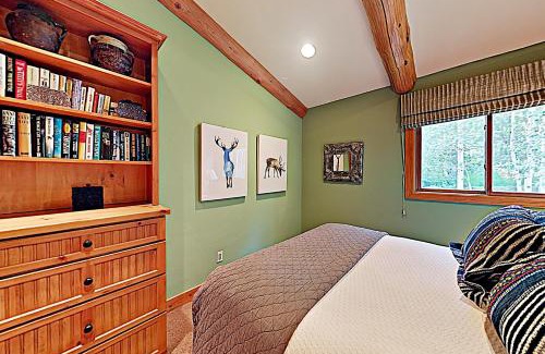Snowmass Village House | Timberline Condominiums 2 Bedroom plus Loft 3 Bath Deluxe Unit C3H
