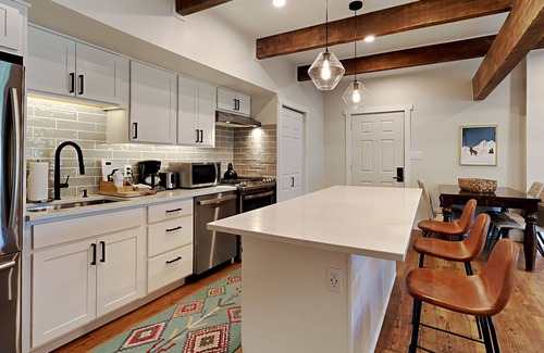Snowmass Village Condo | 🌲Timberline D1D Deluxe 2-Bedroom ~Hot Tub~Pool~WiFi~Ski-in/out~Local Shuttle🌲