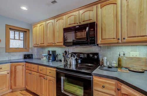 Foscoe Condo | Timbers Q-4: Mountain Condo, Echota Gated Resort, Indoor/Outdoor Pools and Hot Tub, Fitness Area,.