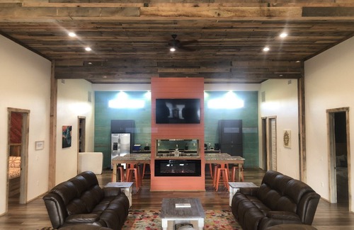 Glenwood Cabin | Time For Livin…just a few steps from the Caddo River