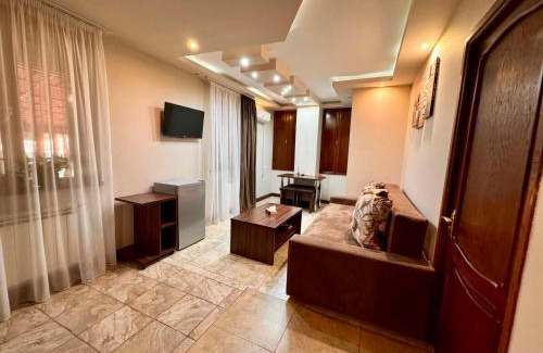 Kentron Hotel | Time Hotel & Tours