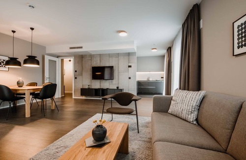 Neufreimann Apartment | Timehouse