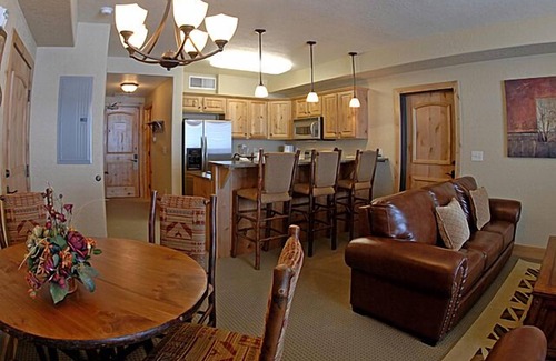 Park City Cabin | Timeless Elegance at The Canyons Resort