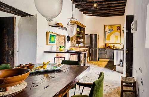 Sant Joan de Labritja Villa | "Timeless Ibiza Haven: Designer Countryside Escape by the sea “n