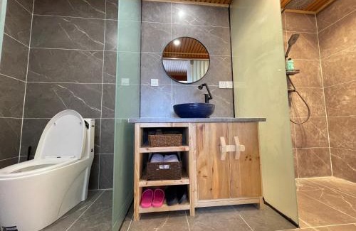 Shangri-La House | Timeless Inn