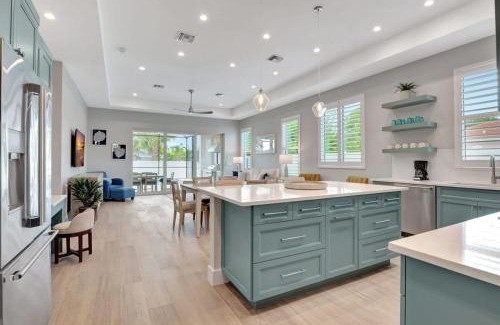 Naples Park House | Timeless Sophistication Discover Coastal Chic Living