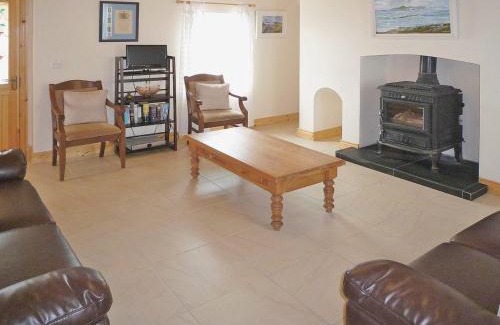 Heir Island House | Timmys Cottage Heir Island by Trident Holiday Homes