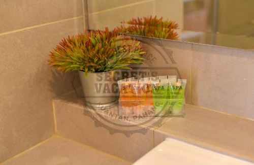 Kuantan Apartment | TimurBay By Secrets Vacation@2 Rooms Beside Beach