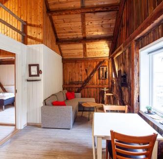 Moskenes House | Tind seaside cabins