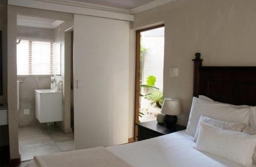 Pennington Apartment | Tinroofs Cottage