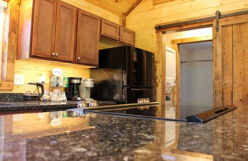 Boone House | Tiny 1br Cabin w/ Loft & Fire Pit in Boone
