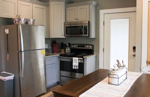 West Jefferson House | Tiny 2br Cabin w/View | Grill | Fire Pit #3