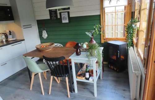 Tzummarum House | Tiny Botanic House