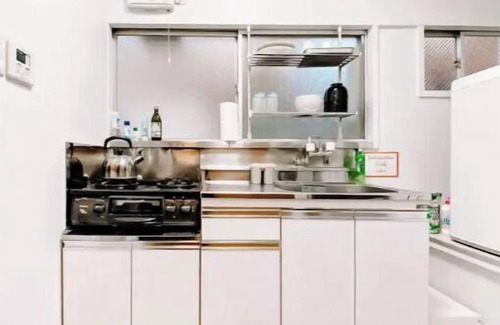 Hatagaya Apartment | TINY Central Apartment 7 minutes from Shinjuku 2F