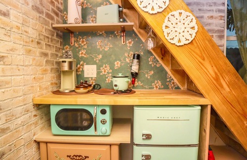 Hialeah Cottage | Tiny Cottagecore House in Miami. Walking distance to Hialeah Hospital!