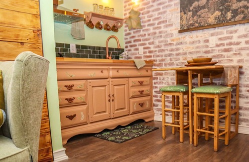 Hialeah Cottage | Tiny Cottagecore House in Miami. Walking distance to Hialeah Hospital!
