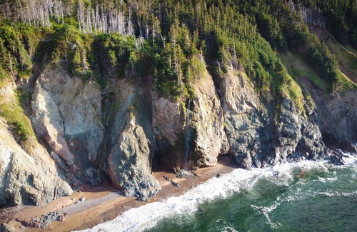 Sight Point House | Tiny Delight Tiny House With Own Beach & Waterfall 7km To Inverness Cape Breton