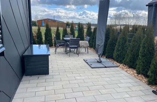 Lobnitz House | Tiny Ferienhaus Hilde 100m Entfernt zum See Strand