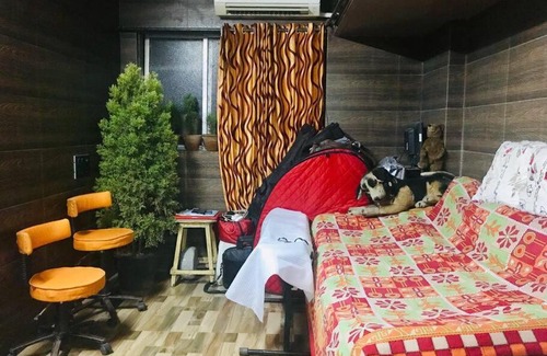 Mira Bhayandar Apartment | Tiny flat in hazzle free tiny old society building