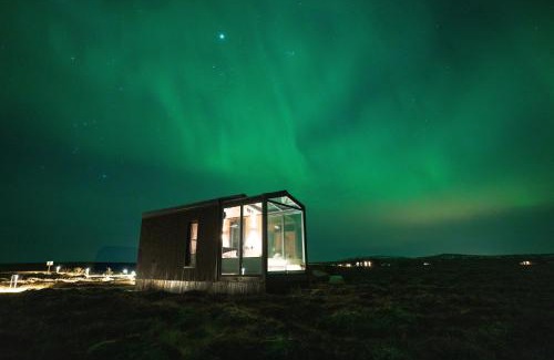 Selfoss Cabin | Tiny Glass lodge Experience The Nature
