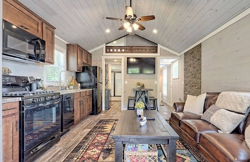Clarkesville Cottage | Tiny Home at Sugar Mill Creek on Lake Burton, Georgia