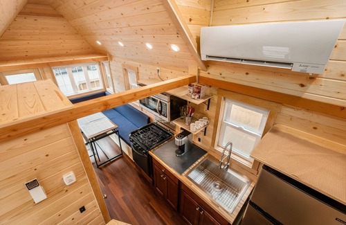Laurelville House | Tiny Home Cabin in Hocking Hills with 60 acres private trails