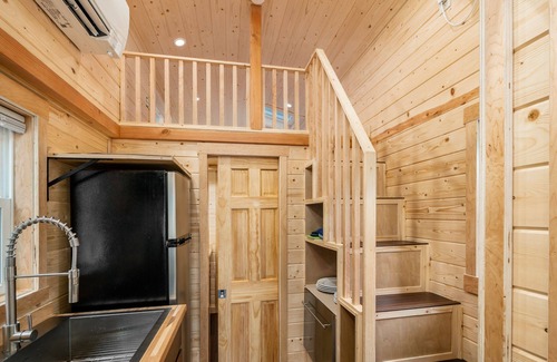 Laurelville House | Tiny Home Cabin in Hocking Hills with 60 acres private trails