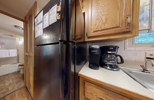 Breckenridge Ski Chalet | Tiny Home Chalet-Pet Friendly-Water Front
