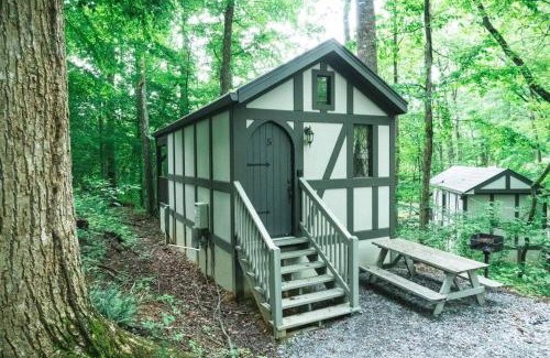 Sevierville House | Tiny Home Cottage Near the Smokies #5 Fleur