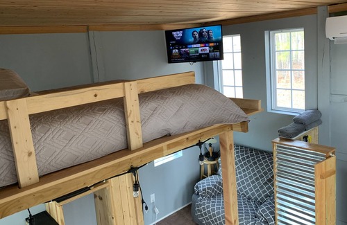 Wise Cabin | Tiny Home - Sustainable Farm