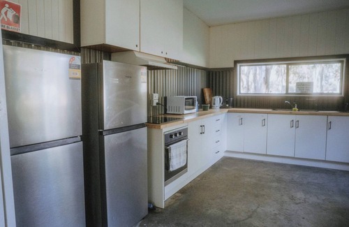 Dadswells Bridge Cabin | Tiny House 14B at Grampians' Edge by Tiny Away