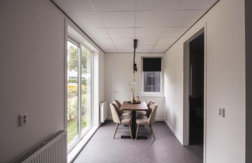 Voorthuizen Ski Chalet | Tiny House 'De Dennenhut'