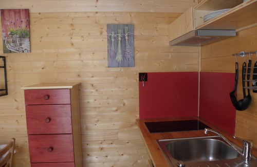 Barbentane Ski Chalet | Tiny-House for rent in Provence, your unusual holidays .