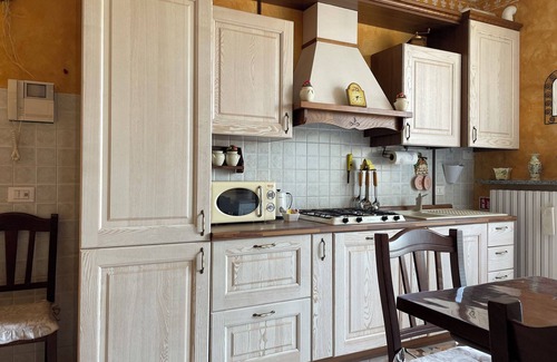 Broni Apartment | Tiny House - One Bedroom Apartment, Sleeps 2