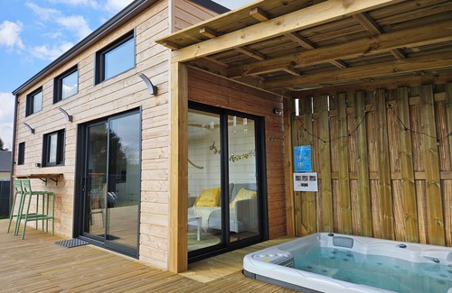 Boigny-sur-Bionne Cabin | Tiny House with private Spa