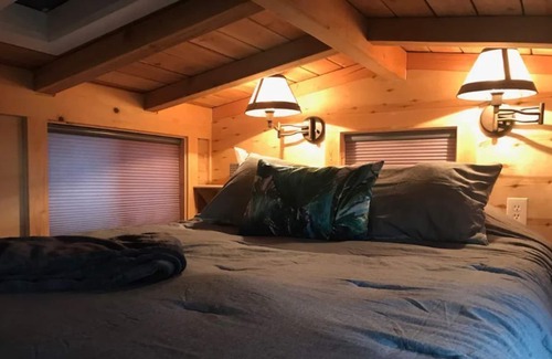 Callender House | TINY HOUSE WITH BIG VIEWS